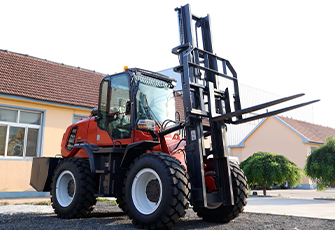 HYF40 All-Terrain Forklift-2