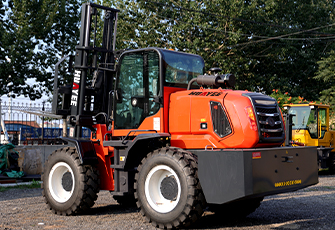 HYF40 All-Terrain Forklift-3