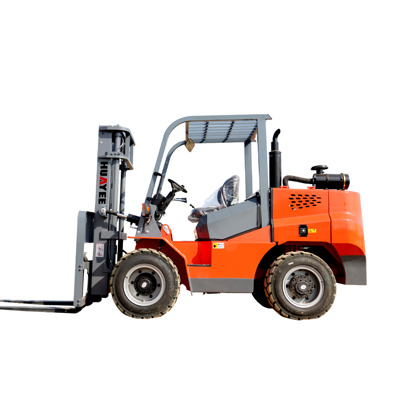 HYF35H-All-Terrain-Forklift-1