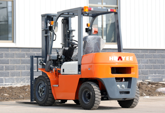 3-HYP35-Diesel-Forklift