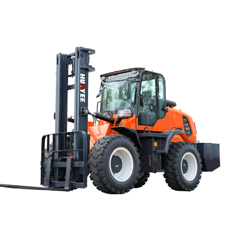 HYF40-All-Terrain-Forklift-1