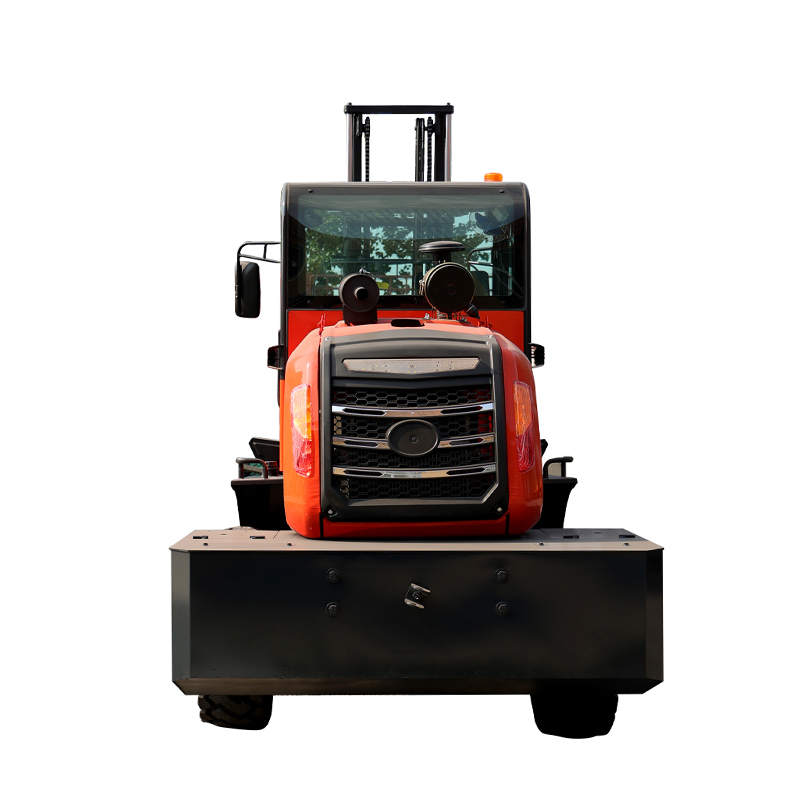 HYF35-All-Terrain-Forklift-3