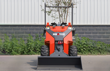 HY480Z-Mini-Skid-Steer-Loader-2